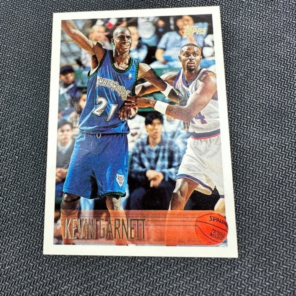 Kevin Garnett lot of 9 (Timberwolves) - Picture 6 of 15